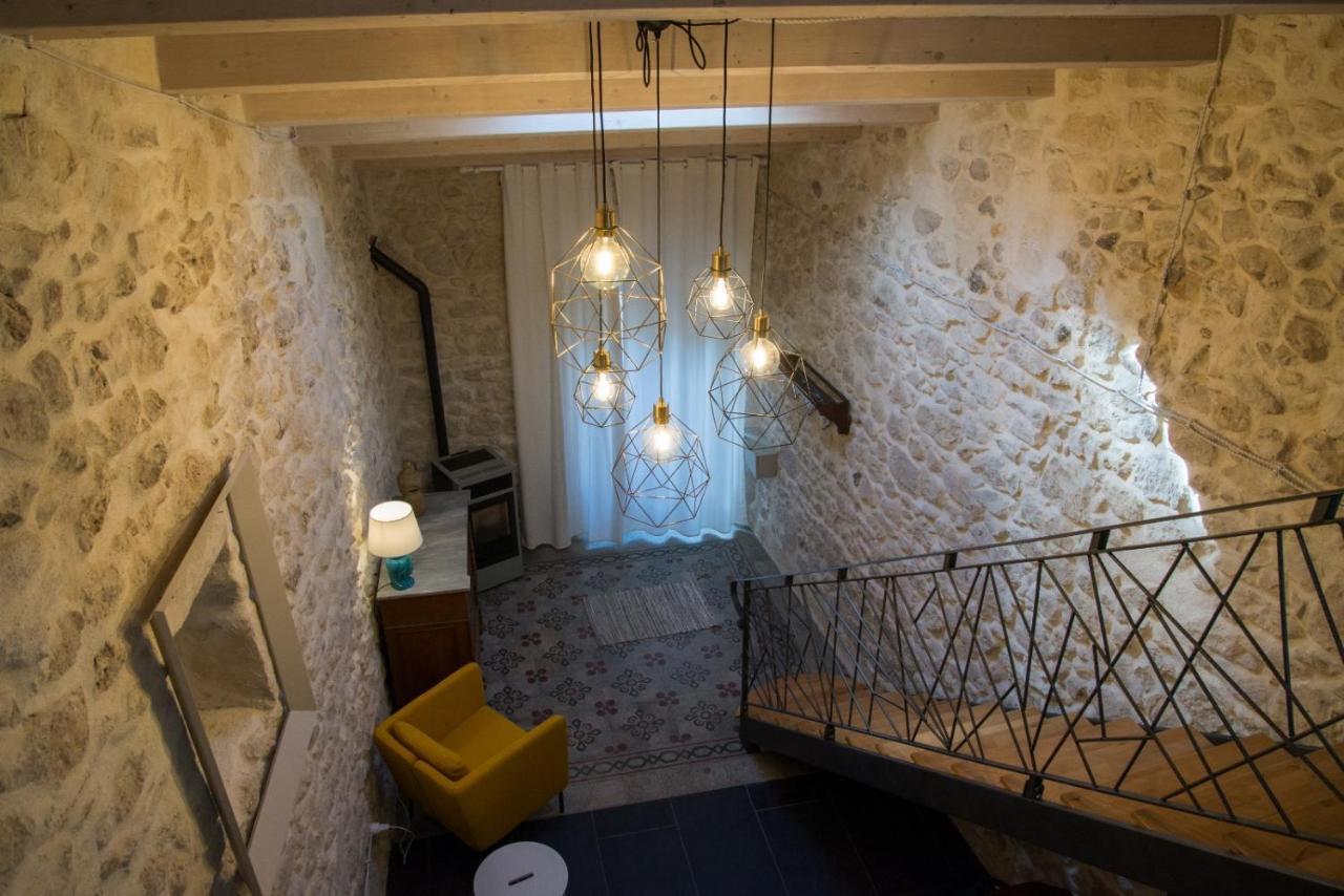 Il Piccolo Loft Holiday Home بالاتسولو أكريدي المظهر الخارجي الصورة