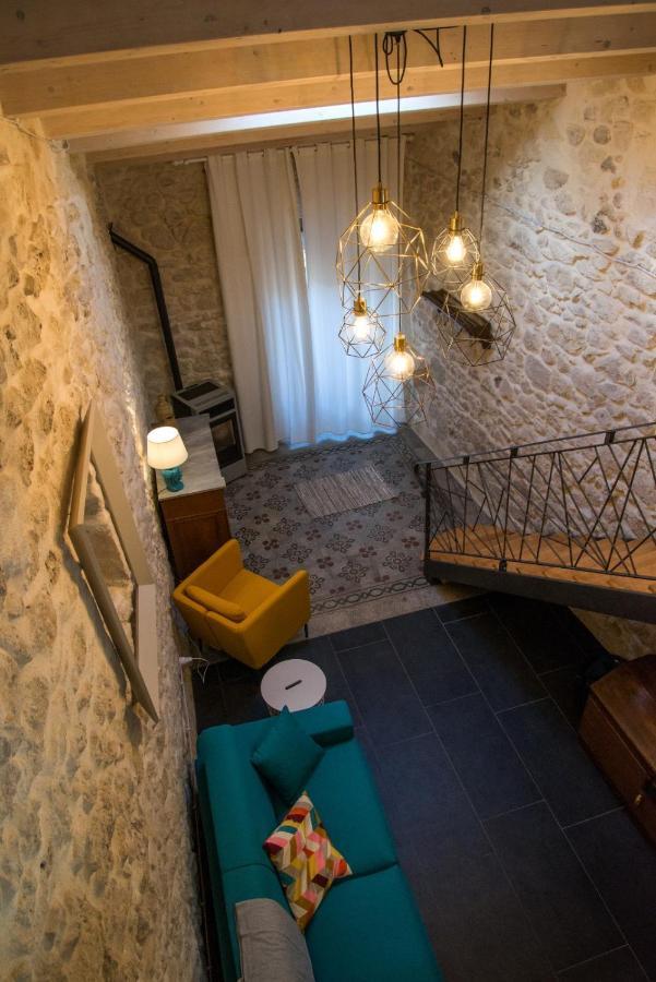 Il Piccolo Loft Holiday Home بالاتسولو أكريدي المظهر الخارجي الصورة